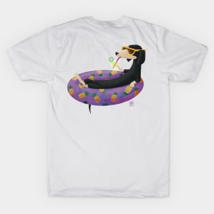 Chilling sausage dog T-Shirt